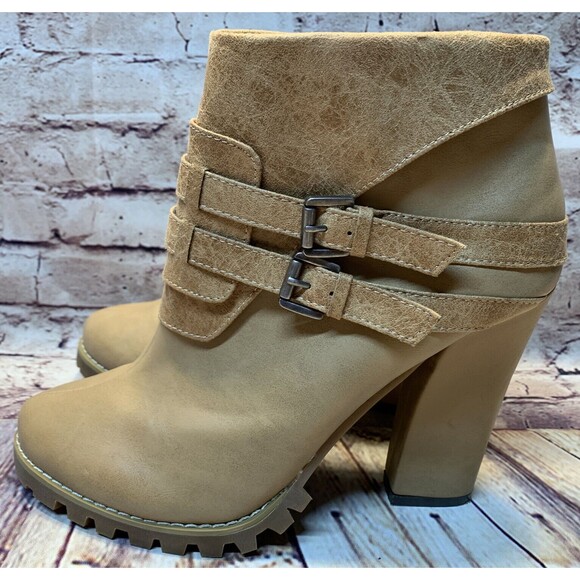 MICHAEL ANTONIO Women’s Chunky Heel Double Buckle Beige Ankle boots Size 10 US - Picture 2 of 11